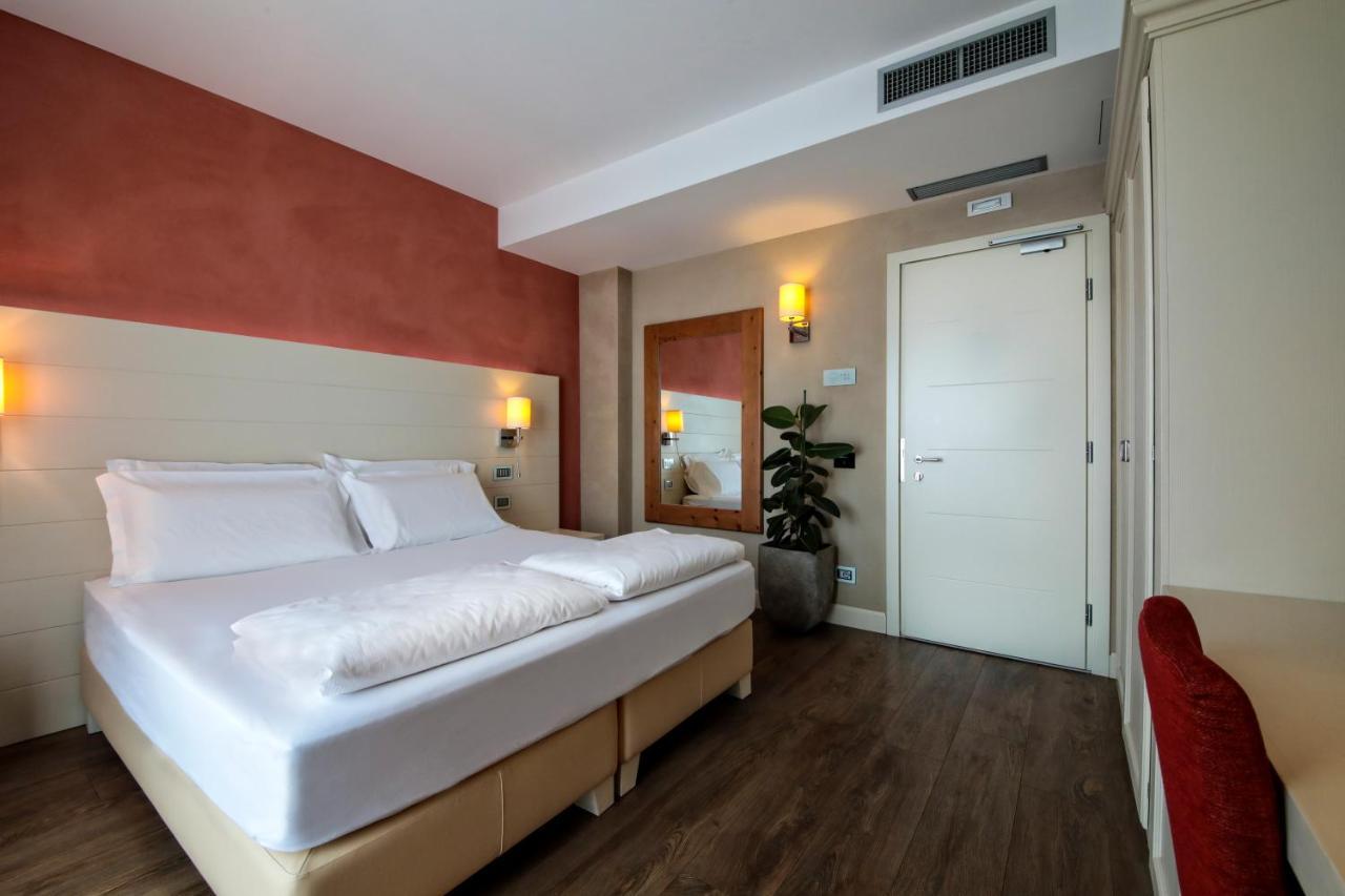 H2O Rooms Moniga del Garda Exterior foto