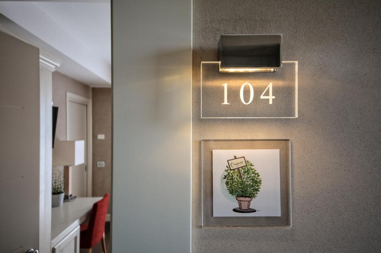 H2O Rooms Moniga del Garda Exterior foto